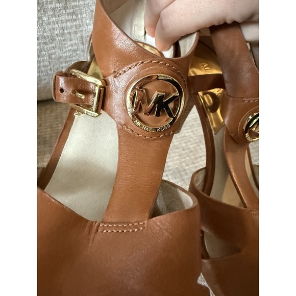Michael Kors Strappy Heels‎ Logo Brown Buckle Y2K Size 9 M  3" - Picture 2 of 7